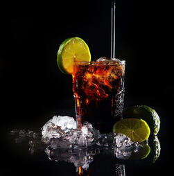 Soft Drink. A crisp, refreshing soft drink to keep you cool all night. Light, bubbly, and perfect on its own or mixed into your favorite cocktail—ideal for a dance floor break. (₩5,000)
